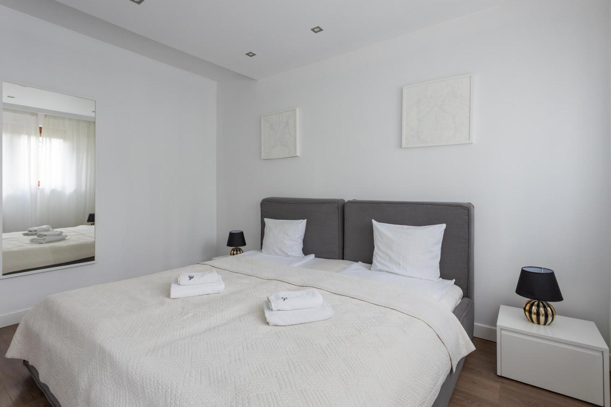 Golden Apartments Warsaw - Browary Warszawskie - Luxury & Cozy Apartments - Oxygen Residence- Wronia エクステリア 写真